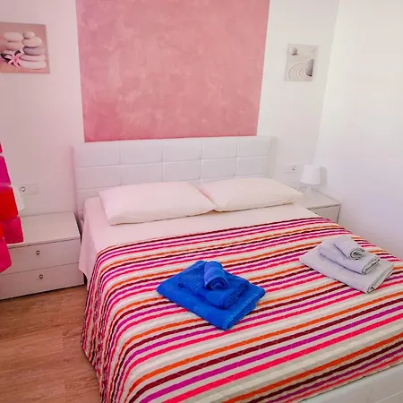 Exclusive Seaside Dream Apartment *