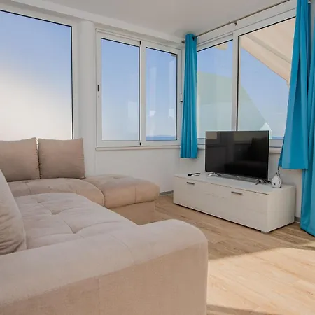 Exclusive Seaside Dream