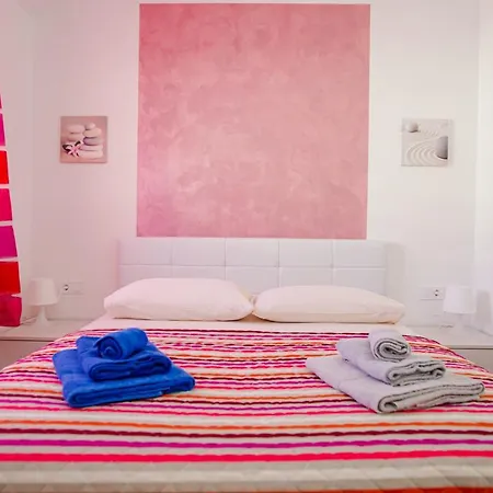 Exclusive Seaside Dream Apartment Murter