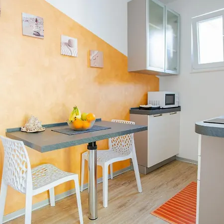 Exclusive Seaside Dream *