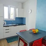 Exclusive Seaside Dream مورتير